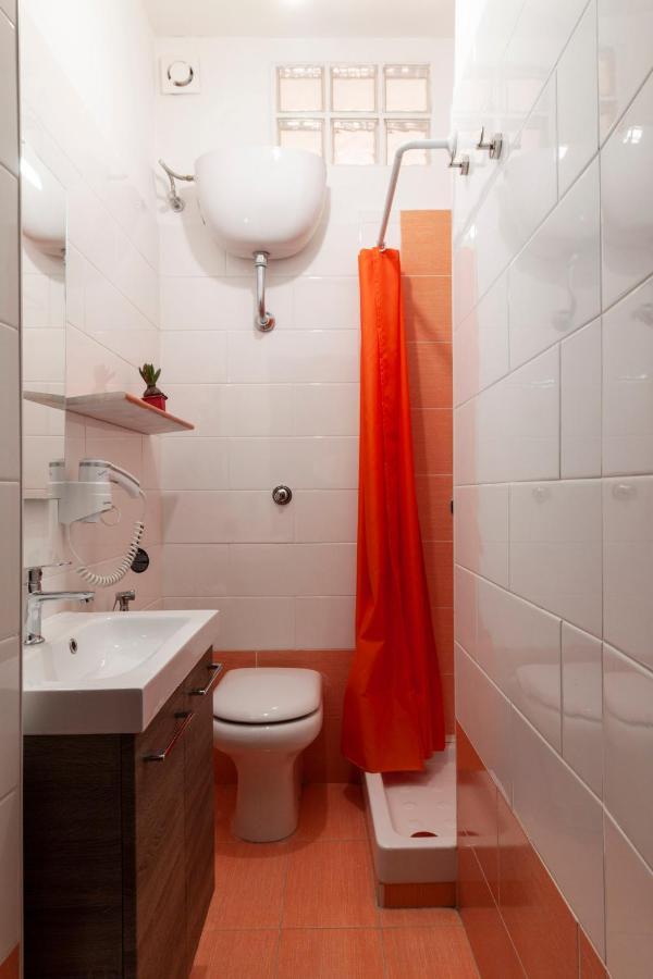 Bnb Etnuvio, Double Rooms In Nápoles Exterior foto